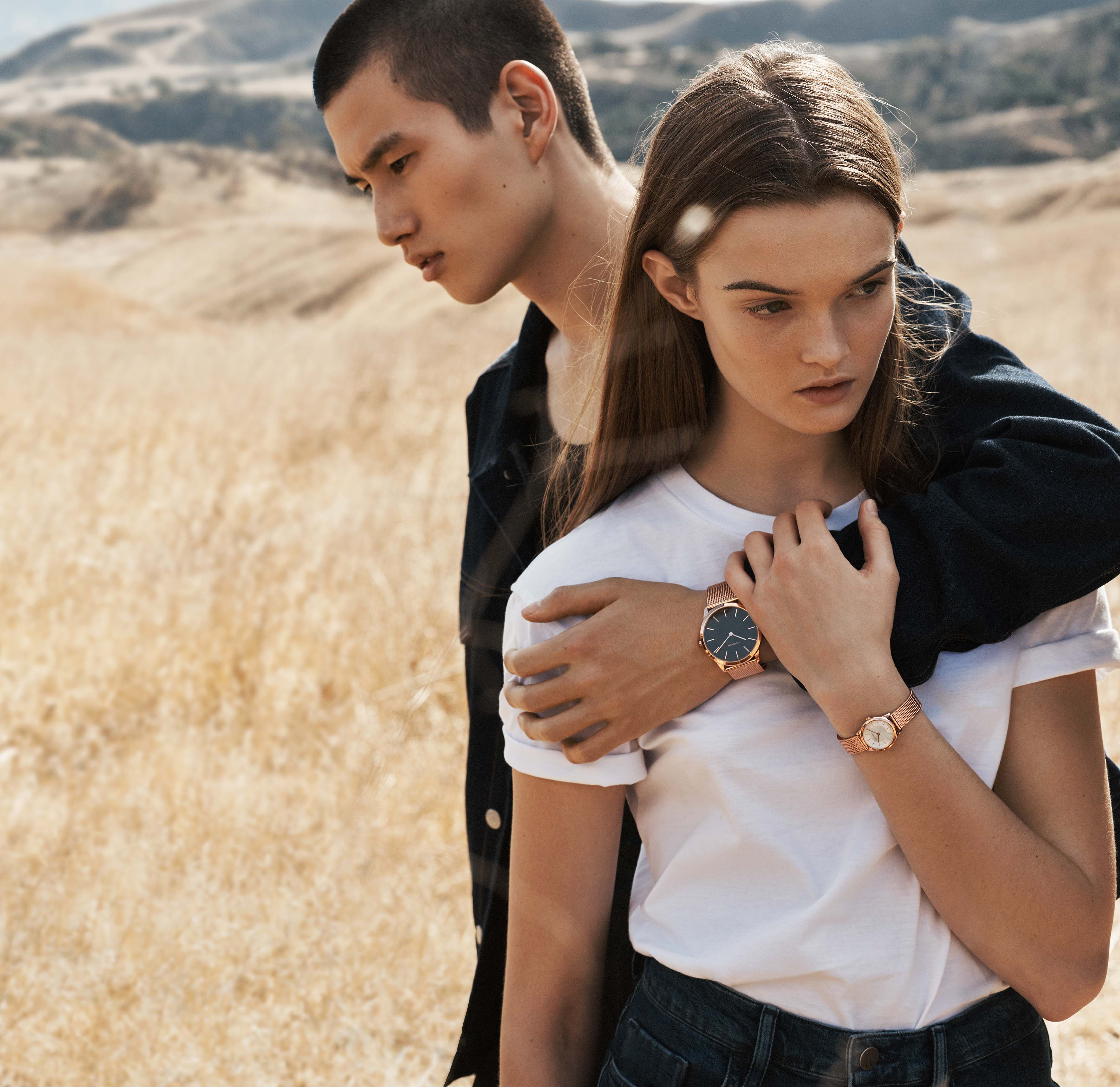 Watch romance. Calvin Klein реклама часов. Парная фотосессия Кельвин Кляйн. Romance watch.