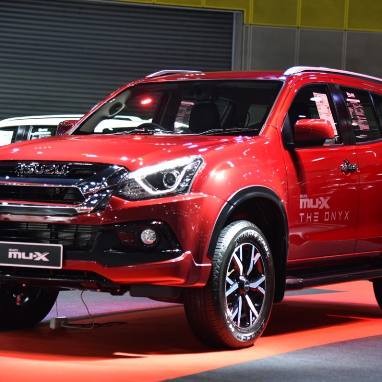 อีซูซุมิว-เอ็กซ์ รุ่นพิเศษ! ดิ ออนิคซ์ (1)