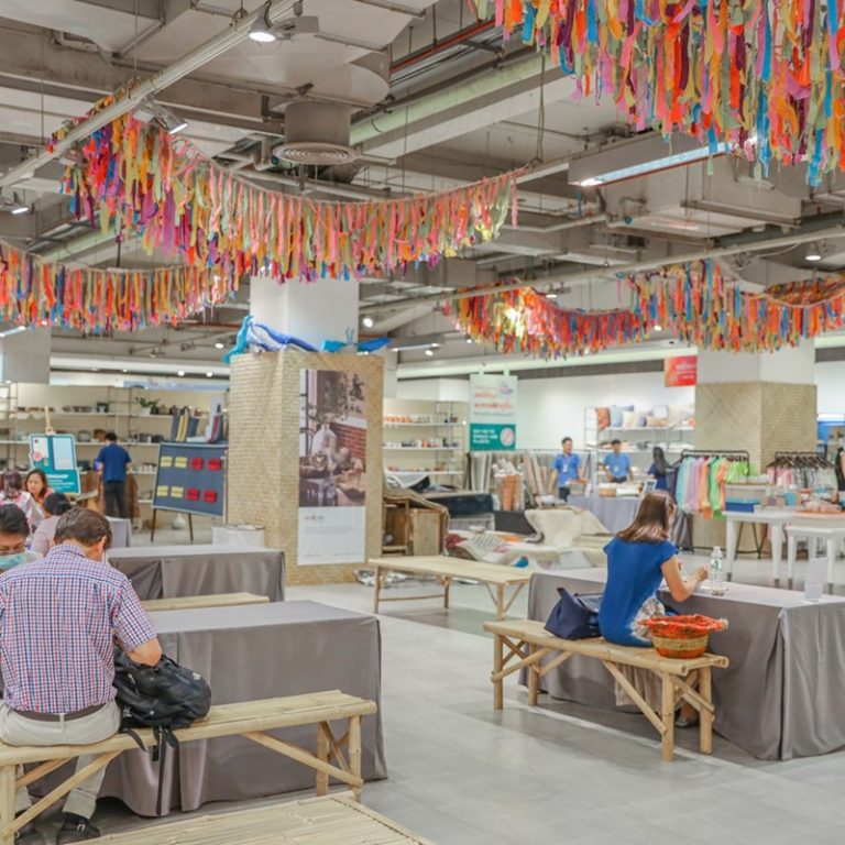 18.บรรยากาศภายในงาน