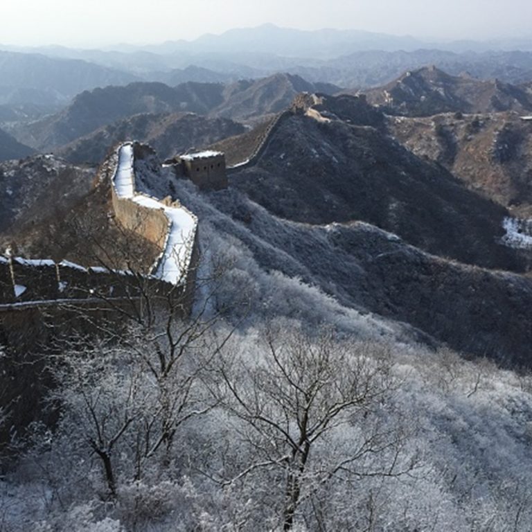CHENGDE, CHINA - JANUARY 19, 2021 - The Jinshanling Great Wall is seen in the snow in Chengde, Hebei province, China, Jan 19, 2021.- PHOTOGRAPH BY Costfoto / Barcroft Studios / Future Publishing (Photo credit should read Costfoto/Barcroft Media via Getty Images)