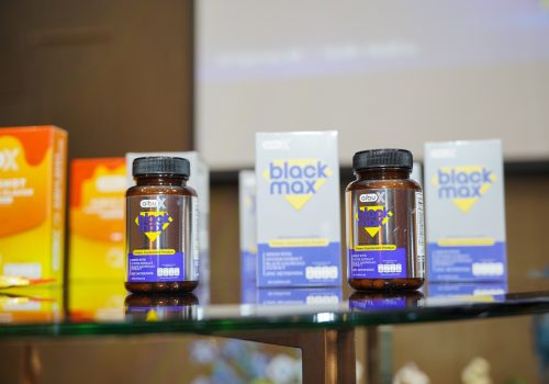 9. aibuX Black Max_0