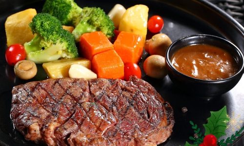 “Premium Grilled Striploin Steak” ร้านฟลาน โอเบรียนส์ ไอริชผับ