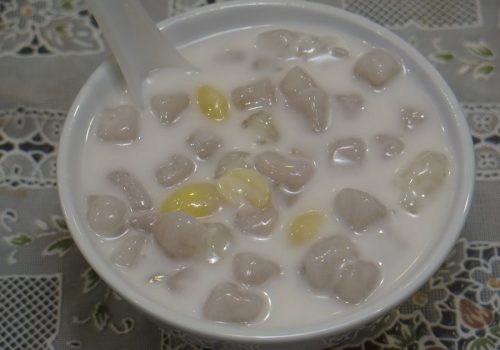 บัวลอยเผือก