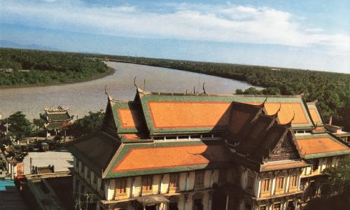 แม่น้ำบางปะกง ที่ซึ่งนำพาหลวงพ่อโสธรมาประดิษฐานที่วัดโสธร